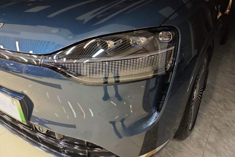 Used Hima AITO M9 2024 Range-Extended Ultra Version 42 kWh 6-Seater Model
