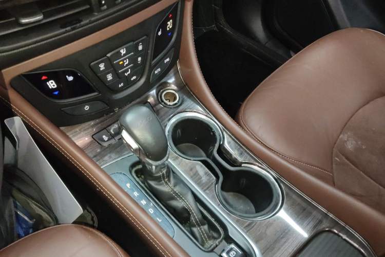 Used Buick Envision 2016 20T Two-Wheel-Drive Elite Model Gear Lever