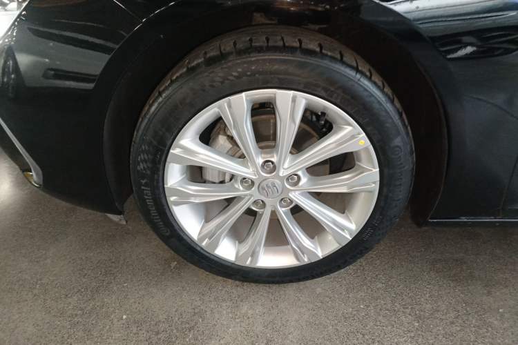 Used Buick Regal 2024 28T Luxury Edition Exterior 4