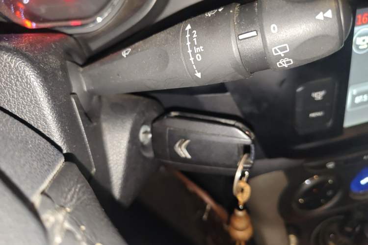 Used Citroen C3-XR 2015 1.6L Manual Pioneer Model Vehicle Key