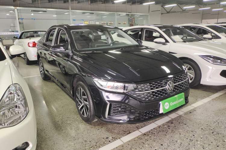 Used Volkswagen Lavida 2024 300TSI DSG Starry Sky Leading Edition Front Right 45 Deg