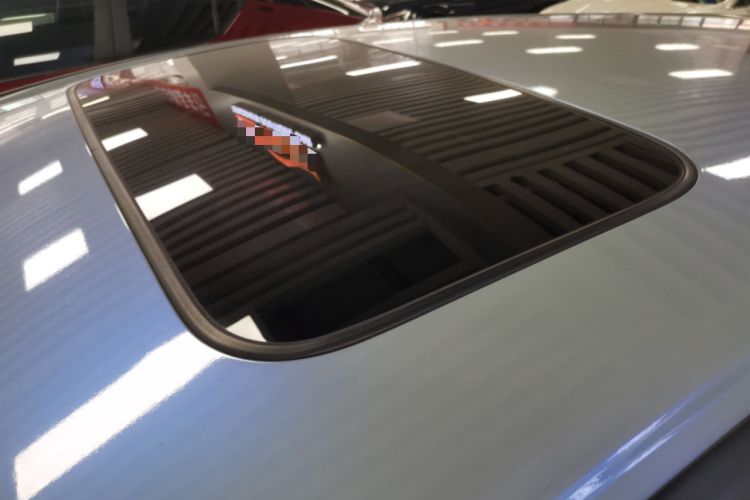 Used Honda Jade 2017 1.8L automatic Comfort version 5 seats Roof