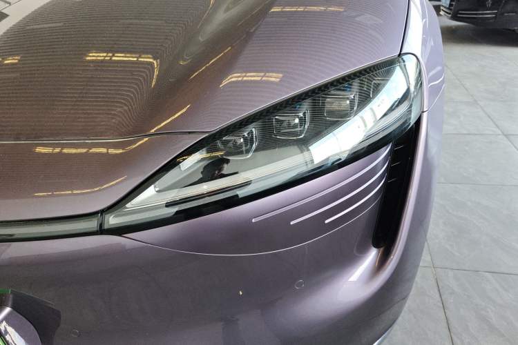 Used Hima Luxeed R7 2024 Pure Electric 667km Pro