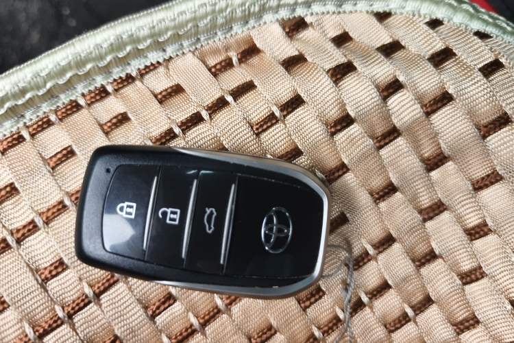 Used Toyota Avalon 2024 2.0L Luxury Edition