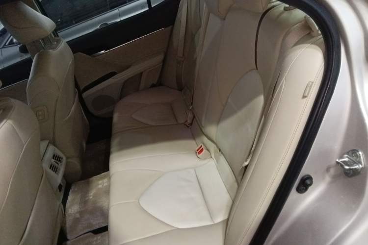 Used Toyota Camry 2019 2.5G Luxury Edition China VI Standard