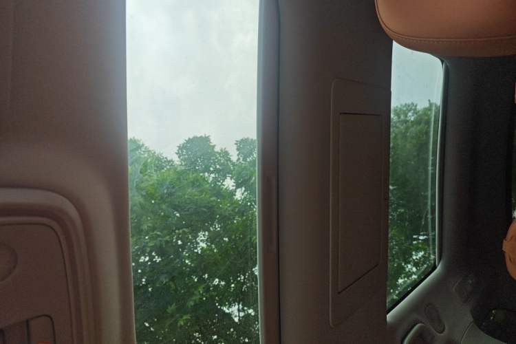 Used Leapmotor C16 2026 Extended-Range 280 LiDAR Zhizun Edition 6 Seats