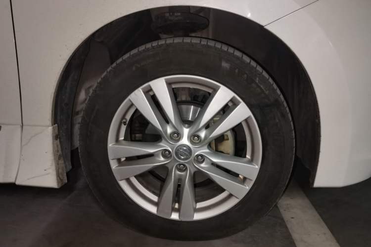 Used Nissan Quest 2012 3.5L SL
