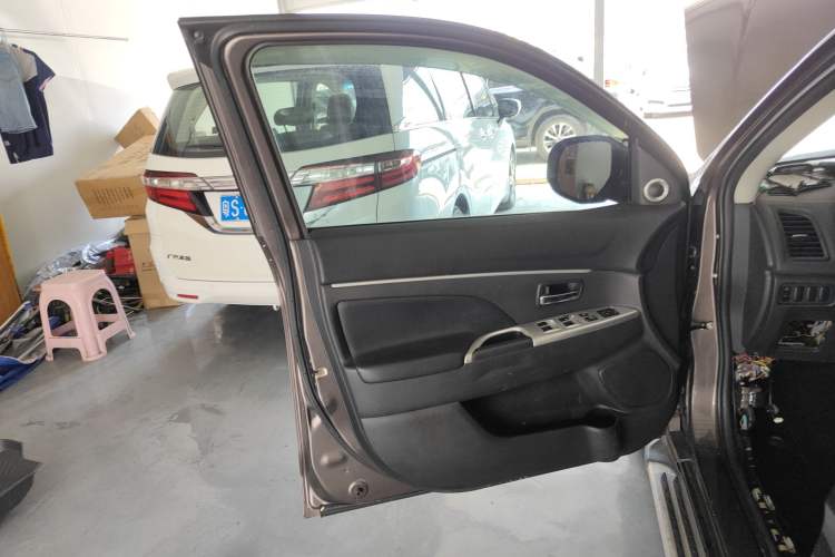 Used Mitsubishi ASX 2016 2.0L CVT Two-Wheel Drive Navigation Edition