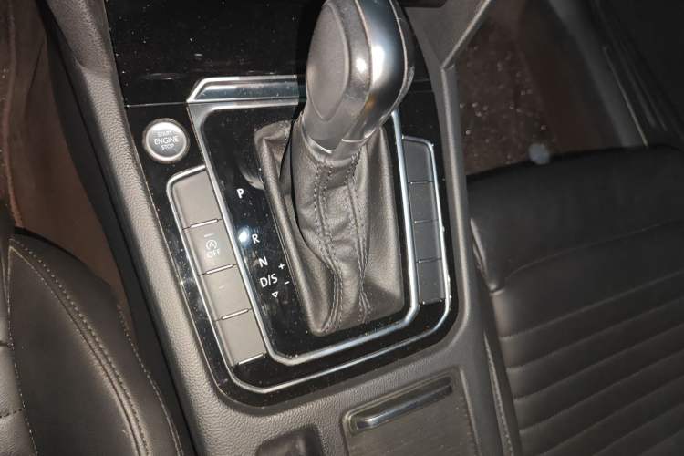 Used Volkswagen Magotan 2018 Facelift 330TSI DSG Luxury Model