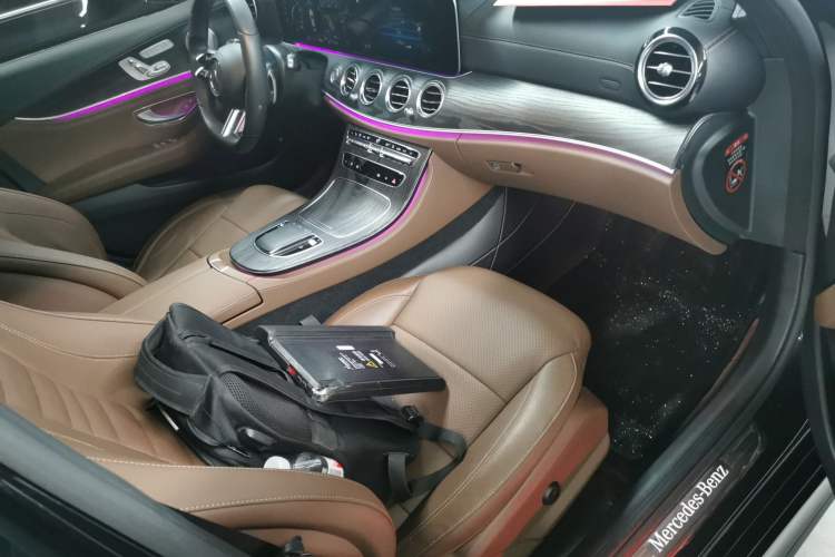 Used Mercedes-Benz E-Class New Energy 2021 E 350 e L Plug-in Hybrid Sports Sedan
