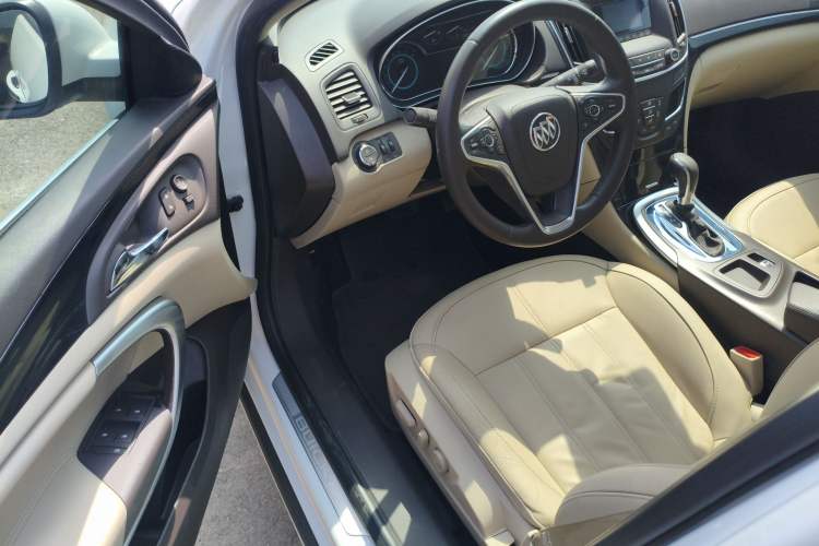 Used Buick Regal 2014 2.0L Elite Fashion Edition
