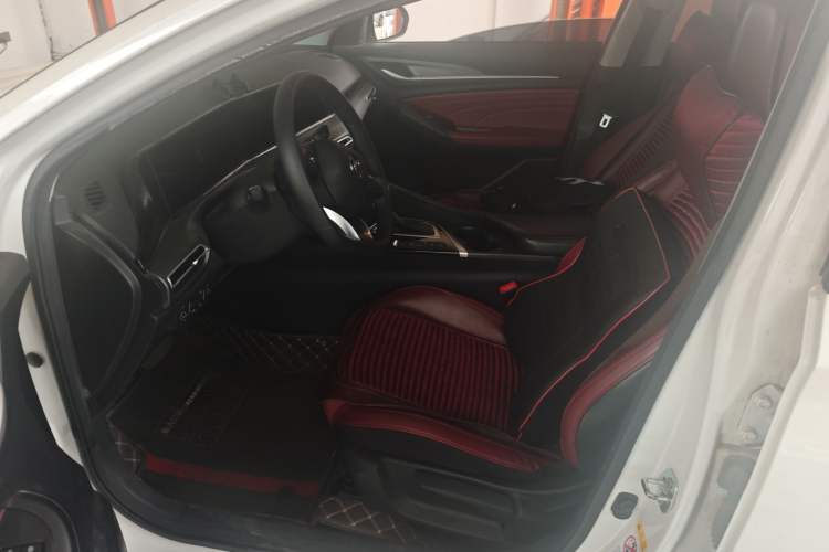 Used CHANGAN Eado 2021 PLUS Blue Whale NE 1.4T GDI DCT Prestige Model Left Front Seat