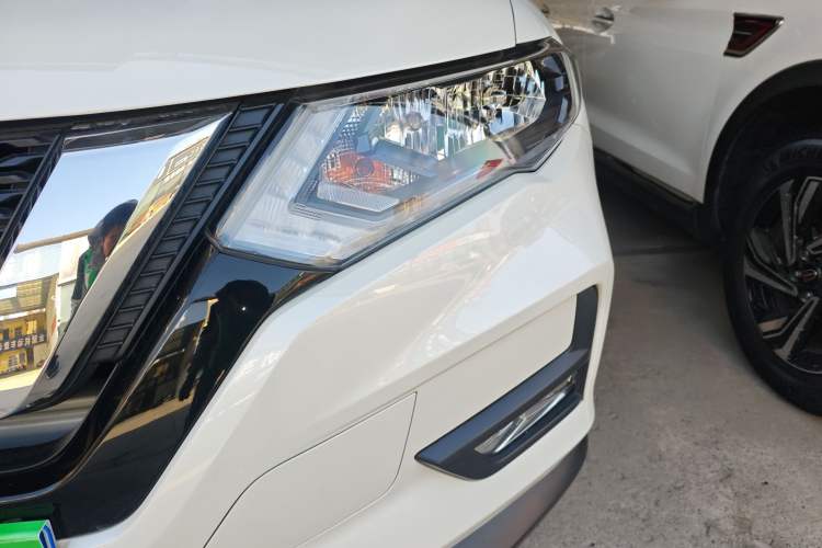 Used Nissan X-Trail 2022 2.0L Two-Wheel Drive Smart Connect & Comfort Edition