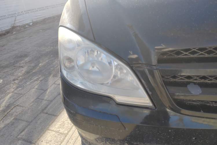 Used Mercedes-Benz Vito 2011 2.5L Elite Edition
