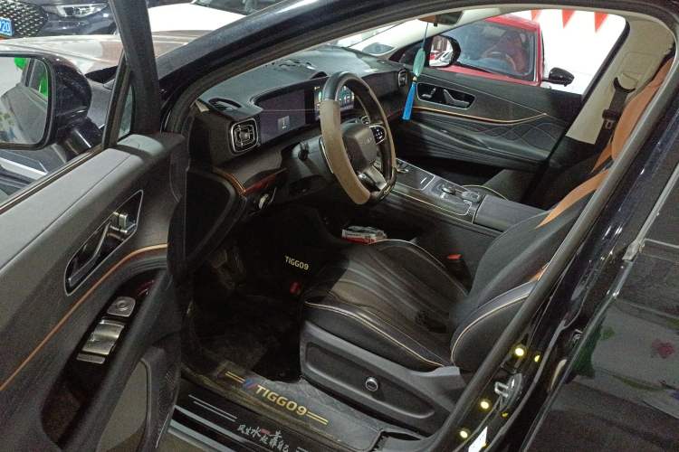 Used Chery Tiggo 9 2023 2.0T Dual-Clutch Two-Wheel Drive Luxury Edition 5 Seats
