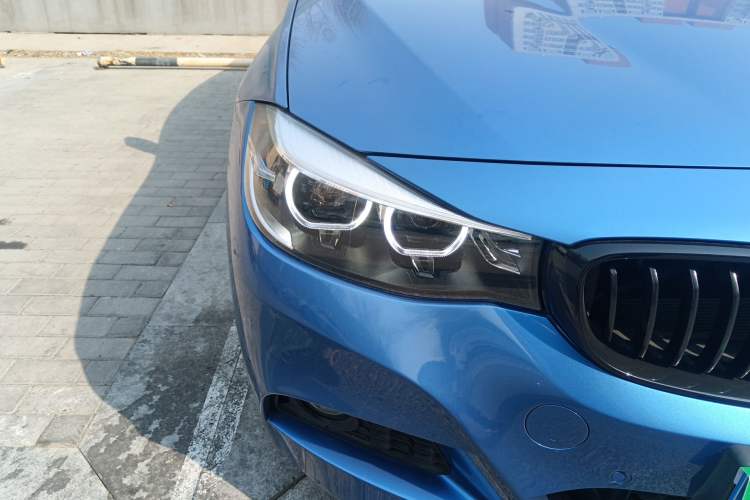 Used BMW 3 Series GT 2019 330i xDrive M Sport Night Edition Right Front Headlight