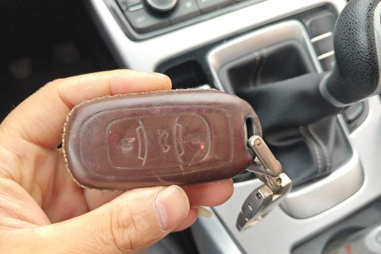 Used Geely Auto Emgrand X7 Sport 2016 2.0L Manual ZhiShang Version Vehicle Key