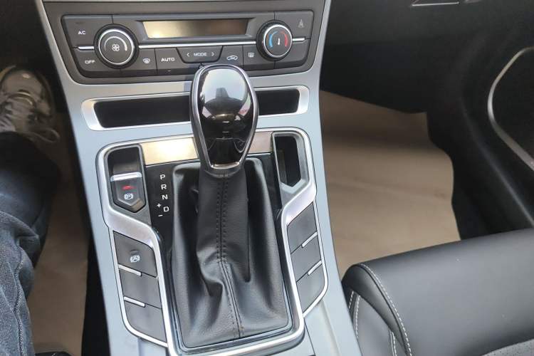 Used Geely Auto Emgrand 2021 UP 1.5L CVT Luxury Model