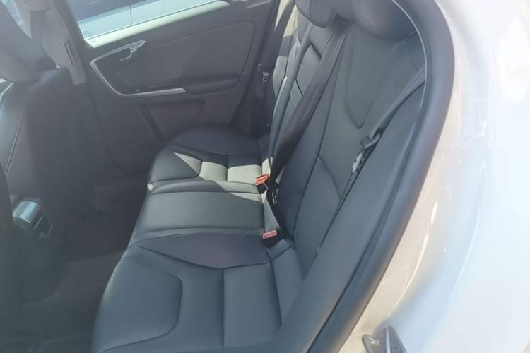 Used Volvo S60 2016 S60L T4 Zhiyuan Edition