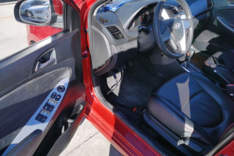 Used Hyundai Verna Ray 2014 1.4L Automatic GLX