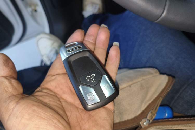 Used Audi A4L 2019 40 TFSI Fashion Version China V