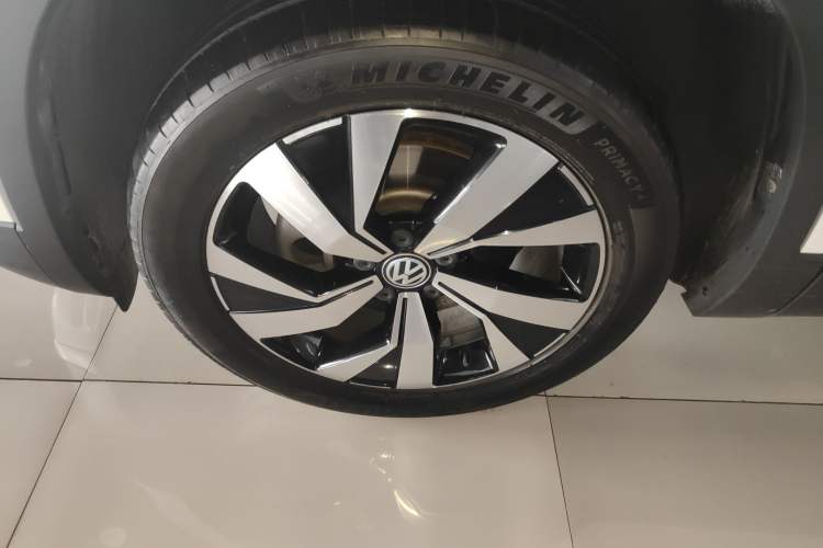 Used Volkswagen Tayron 2020 330TSI Two-Wheel Drive Luxury Smart Connectivity Version