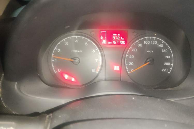Used Hyundai Verna (older generation) 2014 1.4L Manual Smart GLS Trim Instrument Cluster