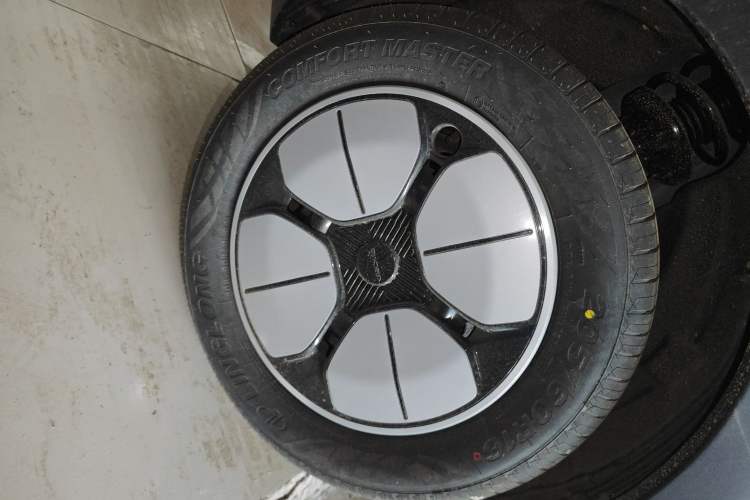 Used Geely Galaxy Geome 2025 310km Youth Edition
