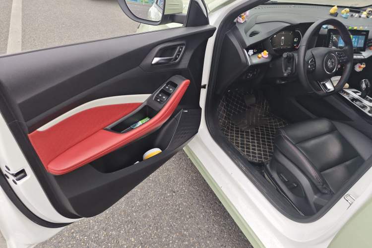 Used MG 5 2021 300TGI DCT Luxury Flagship Edition
