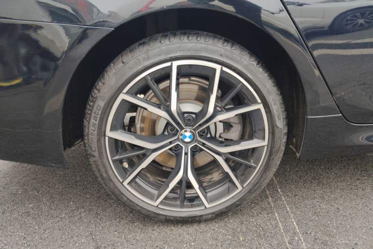 Used BMW 5 Series 2021 530Li Luxury Edition M Sport Package