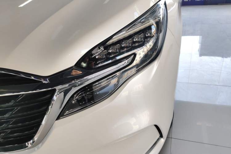 Used Buick GL8 2020 ES Land Cruiser 653T Comfort Edition