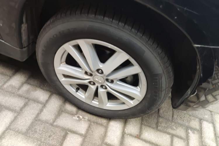 Used Mitsubishi ASX 2013 2.0L CVT Four-Wheel Drive Premium Edition Right Front Wheel Hub