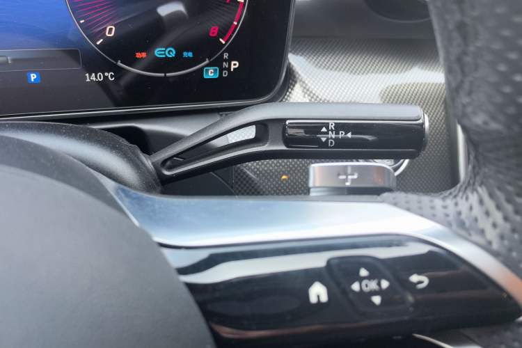 Used Mercedes-Benz C-Class 2022 C 260 L Sport Edition Gear Lever