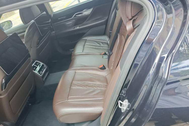 Used BMW 7 Series 2021 730Li M Sport Package
