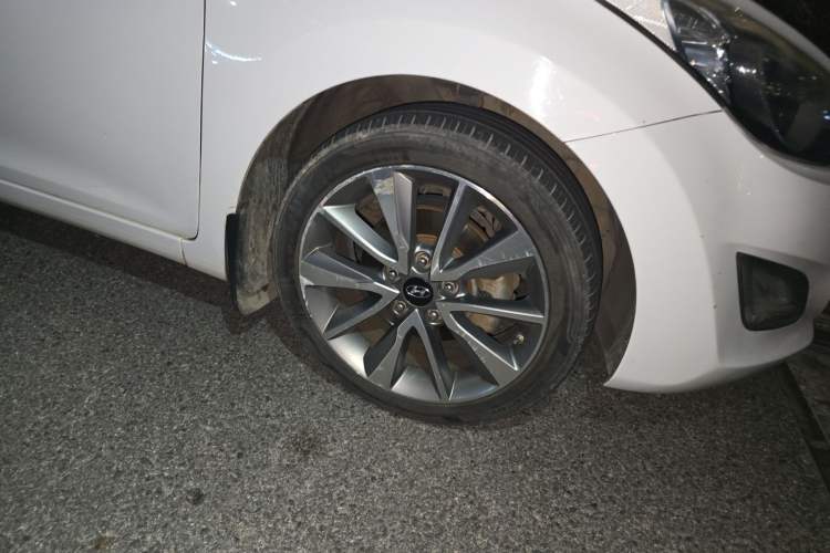 Used Hyundai Elantra (5th Generation / Langdong) 2015 1.6L Automatic Luxury Model
