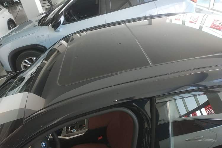 Used BMW i3 2025 eDrive 40 L Midnight Edition
