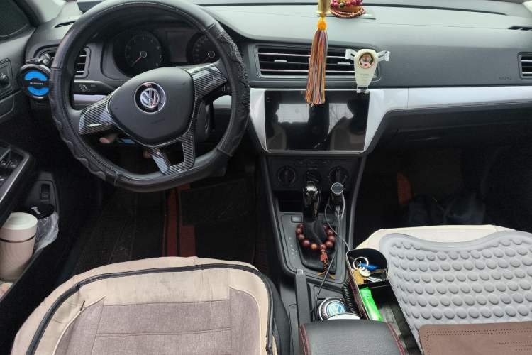 Used Volkswagen Lavida 2019 Lavida Start 1.5L Automatic Trendy Version China VI Standard