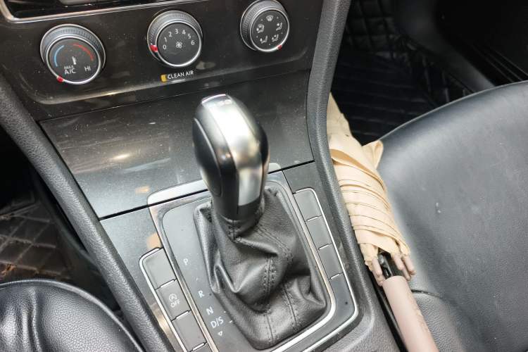 Used Volkswagen Golf 2019 200TSI DSG Comfort & Ambition Edition China VI Standard