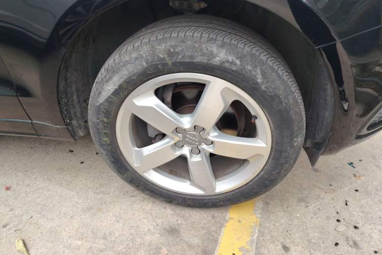 Used Audi Q5 2017 Plus 40 TFSI Ambition Model