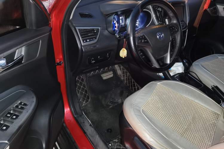 Used CHANGAN CS35 2017 1.6L Automatic Luxury Model Driver Seat