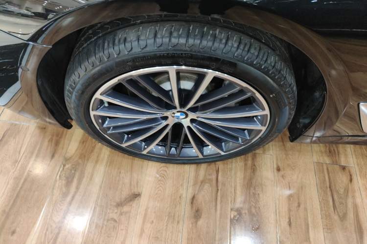 Used BMW 5 Series 2022 Restyled 530Li Leading Edition M Sport Package
