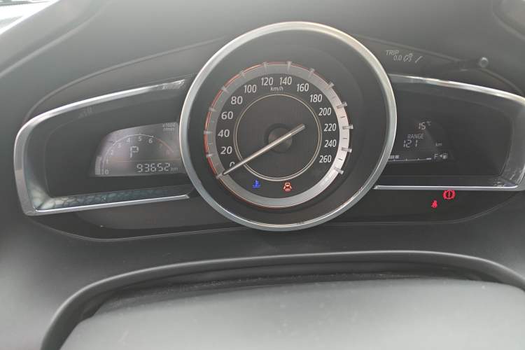 Used Mazda Mazda 3 Axela 2014 Sedan 1.5L Automatic Comfort Model