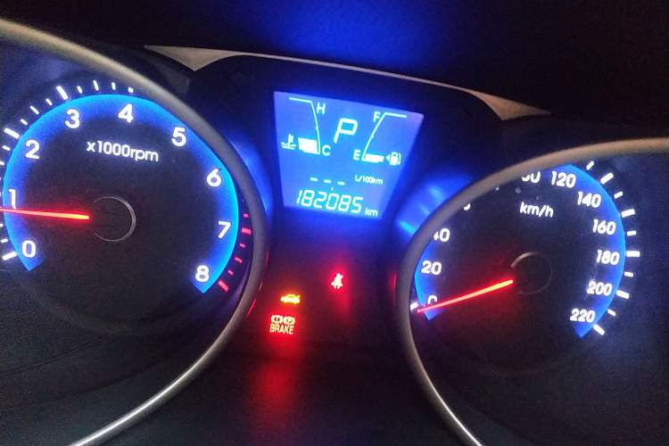 Used Hyundai ix35 2012 2.0L Automatic Two-Wheel Drive Elite Edition GLS Odometer Close Up