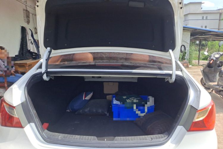 Used Hyundai Sonata 2011 2.0L Automatic Top-Grade Version