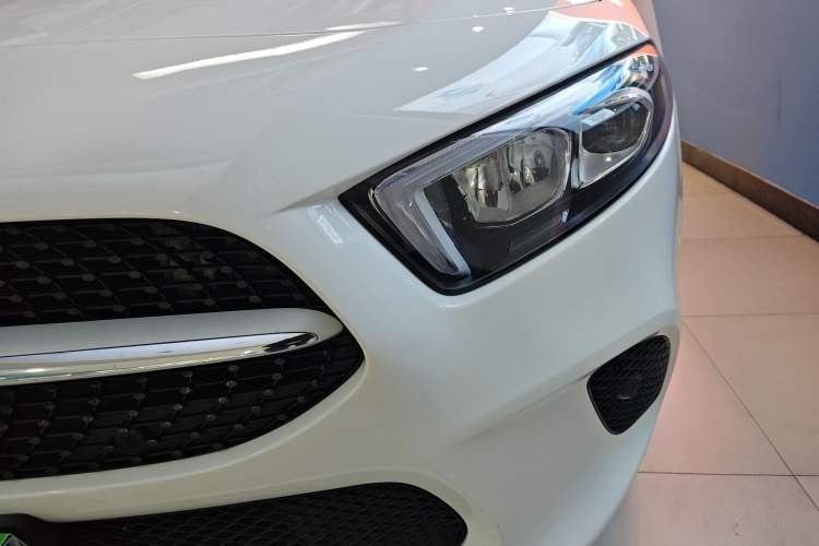 Used Mercedes-Benz A-Class (Import) 2022 A 200 Fashion Model
