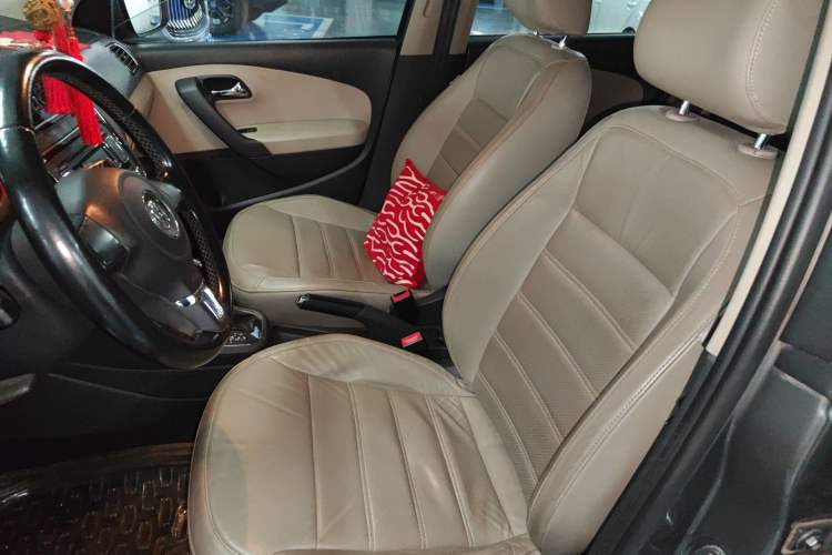 Used Volkswagen Polo 2011 1.4L Automatic ZhiCool Edition Left Front Seat