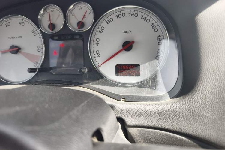 Used Peugeot 307 2012 Hatchback 1.6L Manual Comfort Edition
