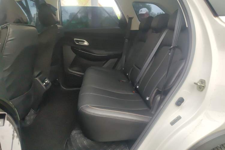Used CHANGAN OSHAN X7 PLUS 2023 Enjoy Edition 1.5T Automatic Smart Version Left Rear Seat