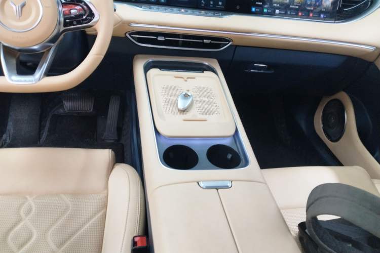 Used VOYAH FREE 2024 Ultra-Long Range Intelligent Driving Version