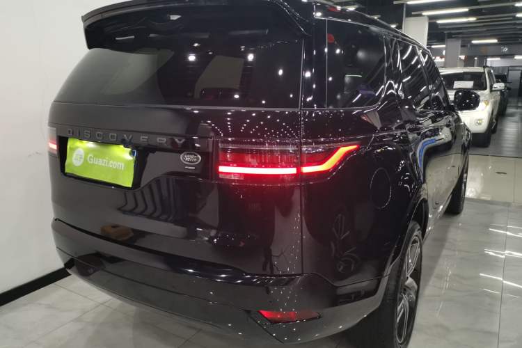 Used Land Rover Discovery 2021 360 PS R-Dynamic SE
